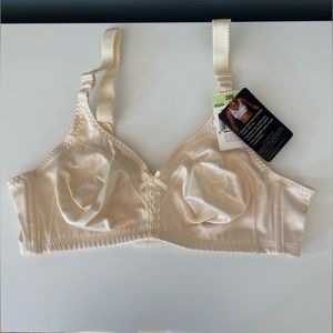 NWT BALI bra 38B champagne in color, comfort U back.